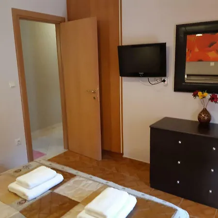 Ariadni Apartment