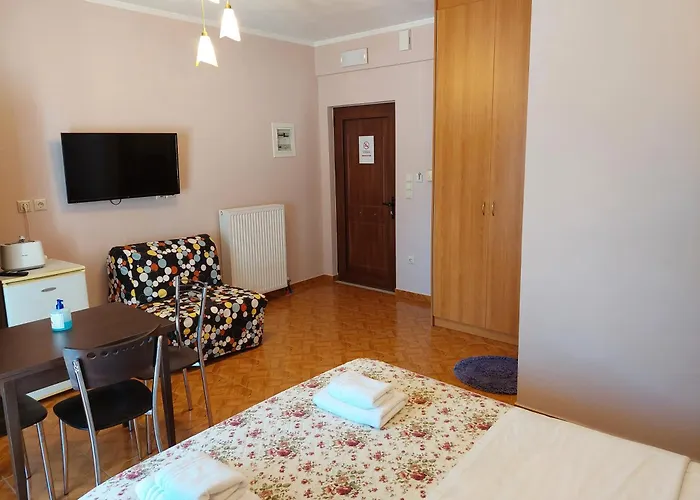 アパート Ariadni カラブリタ